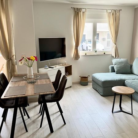 Apartment Laura Podstrana Zewnętrze zdjęcie