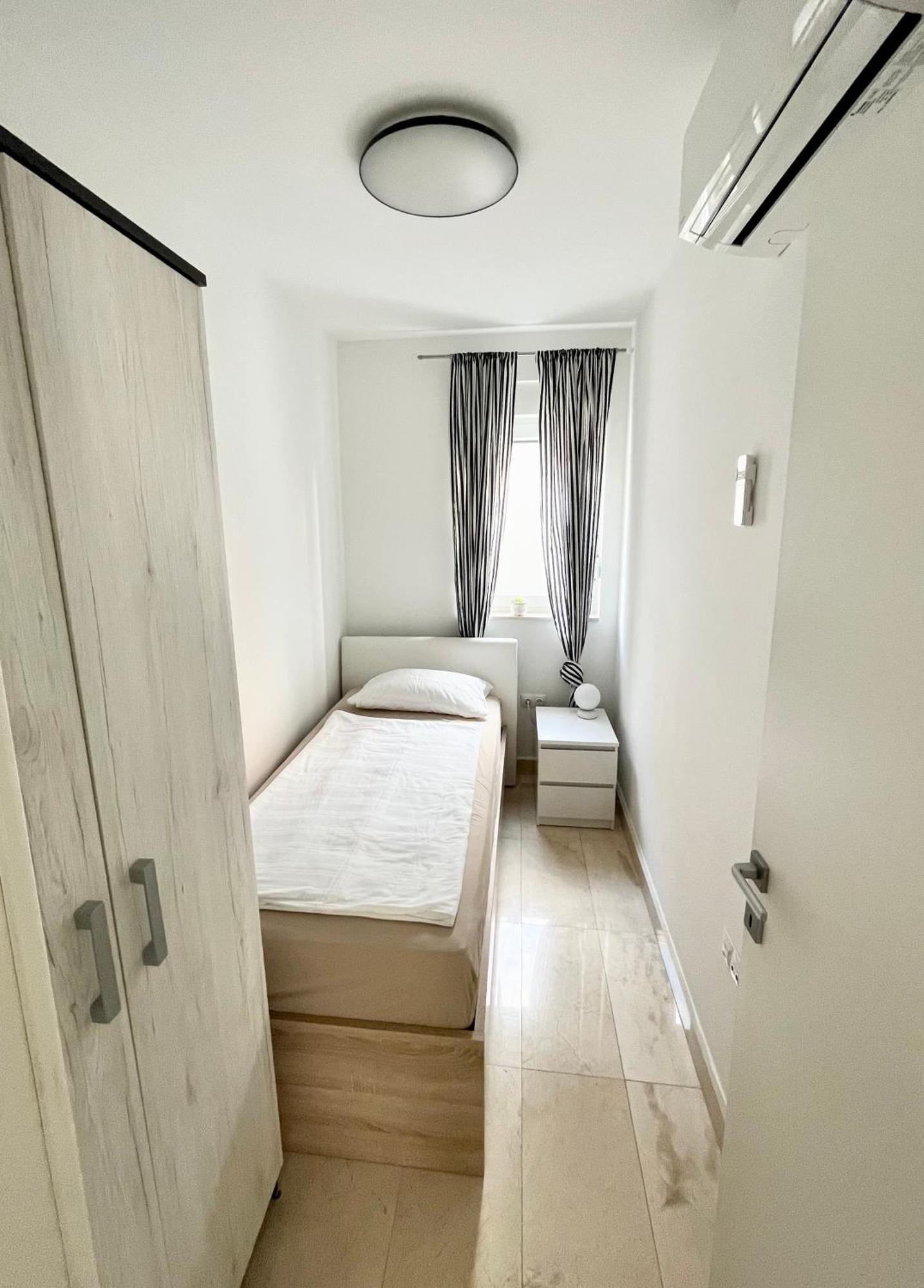 Apartment Laura Podstrana Zewnętrze zdjęcie
